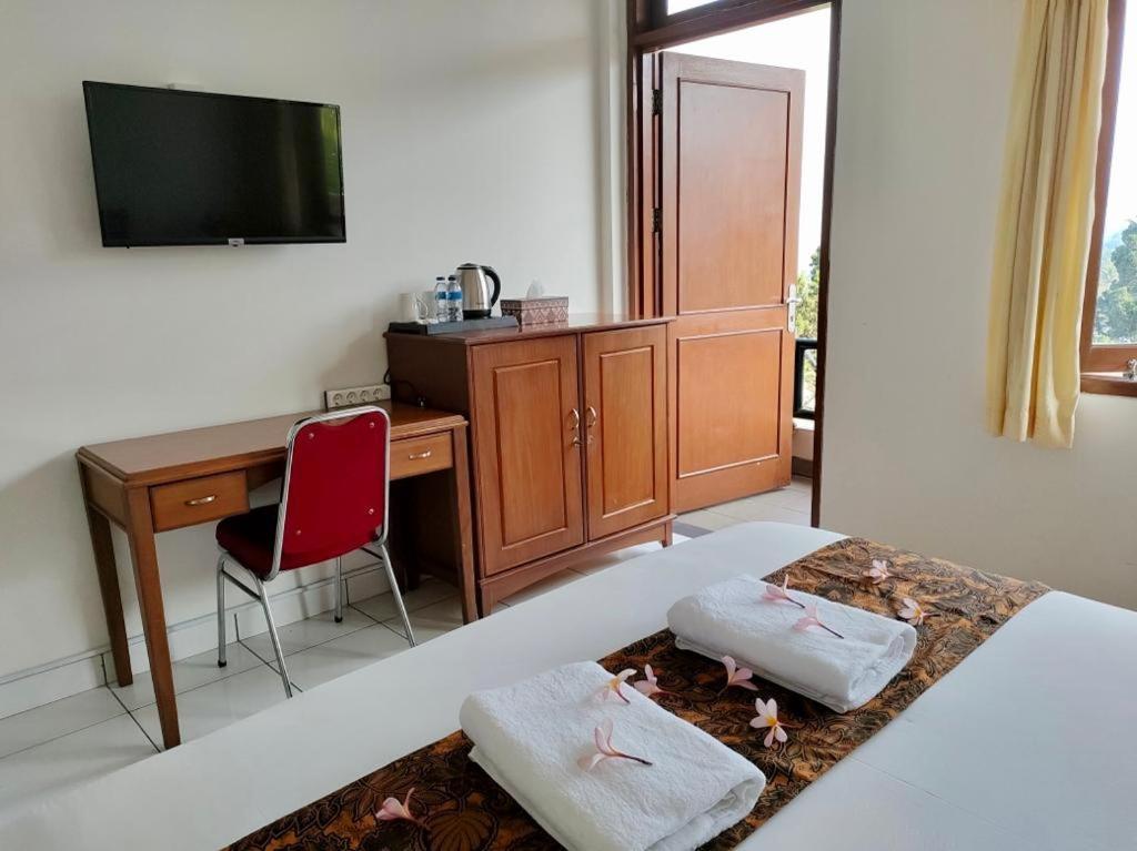 Grha Kasih Hotel Bogor Exterior photo